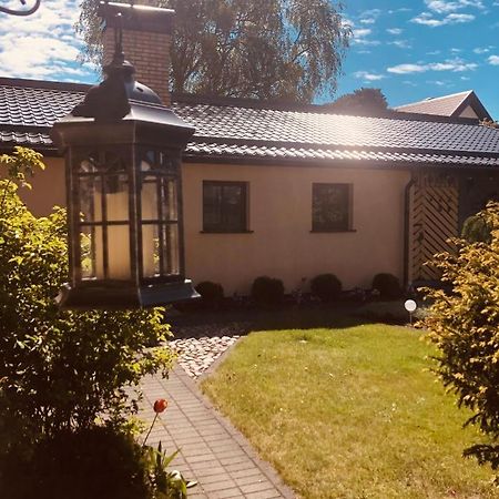 Anni Lägenhet Ventspils Exteriör bild